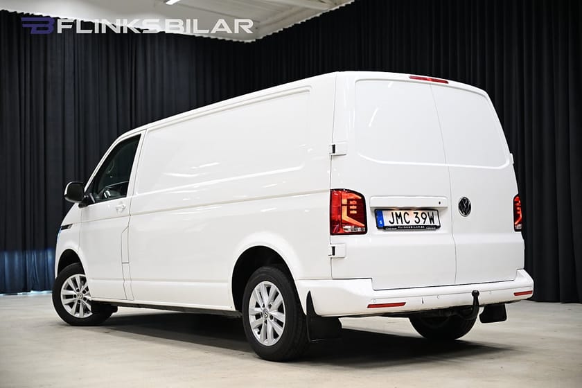 Bild 4 av Volkswagen Transporter DSG 150HK L2|Drag|Värmare|LED|EnÄgare|AppleCarplay|Moms