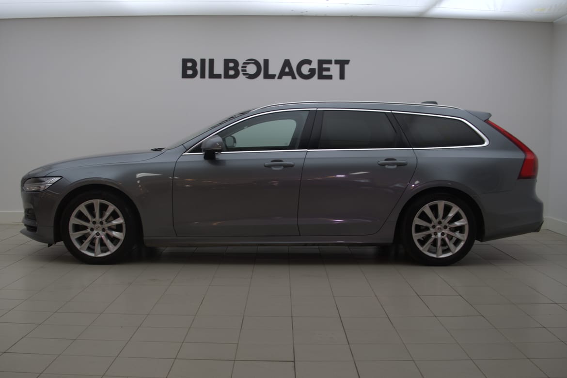 Volvo V90 2019 - miniatyr 2