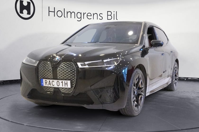 Bild 1 av BMW iX M60 M60, Pano Sky Lounge, Soft Close, Komfortöppning, Laserlights