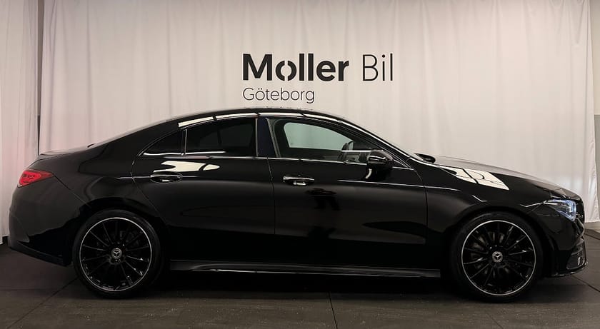 Bild 2 av Mercedes-Benz CLA 220 4MATIC AMG Sport CarPlay/Burmester/Backkamera