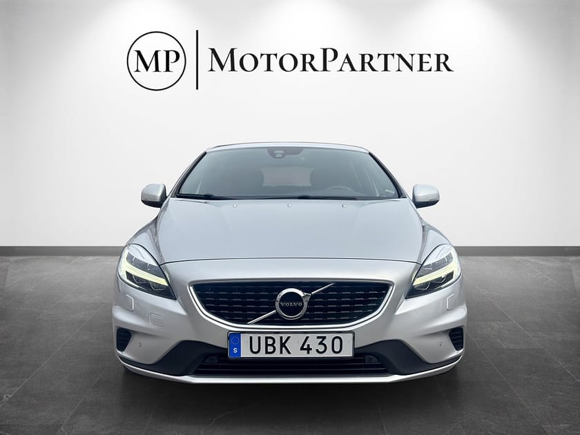 Bild 2 av Volvo V40 D3 Geartronic R-Design VoC P-sensorer Euro 6