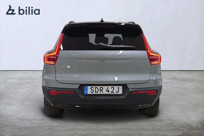 Bild 5 av Volvo EX40 Twin Motor Performance Ultra/ 360 Kamera/ Panoramaglastak/ Värmepump