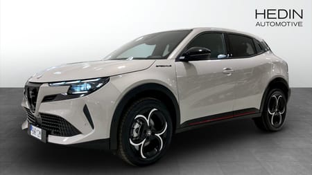 Alfa Romeo Junior Ibrida