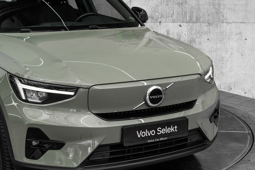 Bilde 2 av Volvo XC40 Recharge Plus FWD - Hengerfeste Varmepumpe