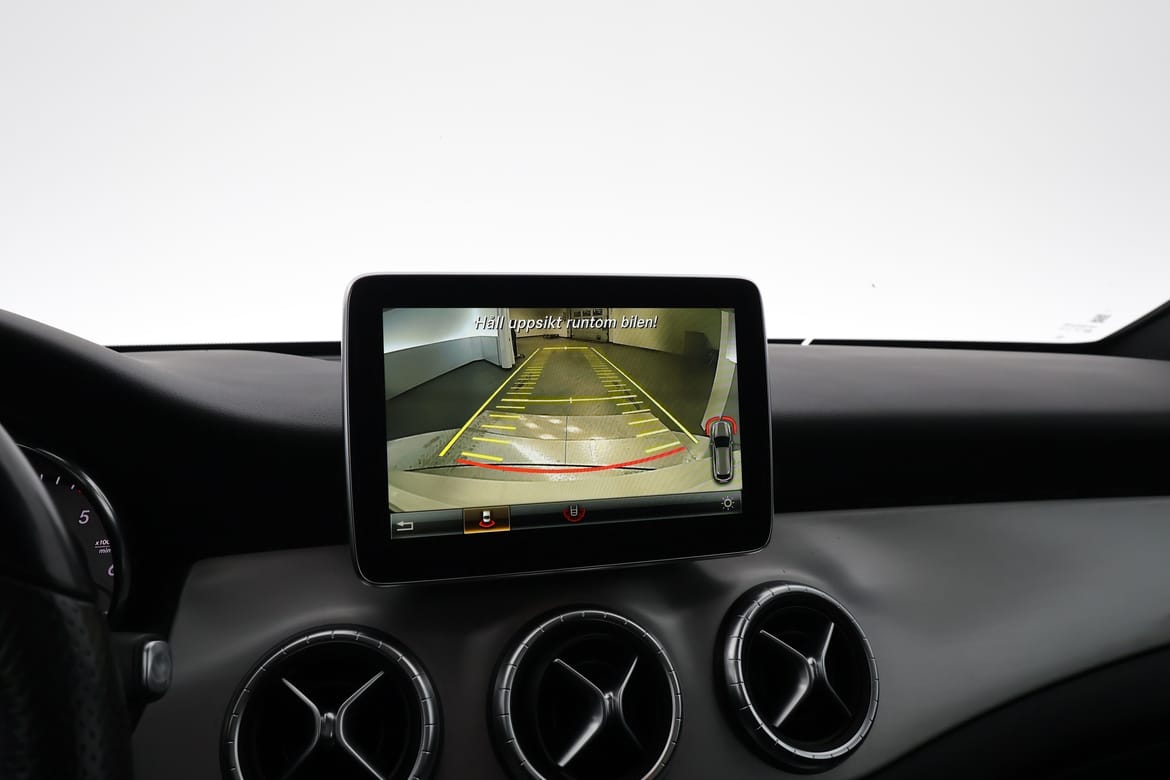 Mercedes-Benz CLA 2016 - miniatyr 14