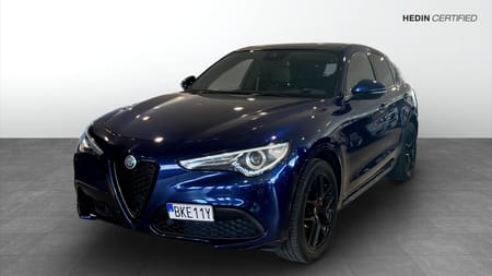 Alfa Romeo Stelvio 2.0 Turbo Q4 280 HK PANO/ BACKAMERA/ HELLÄDER