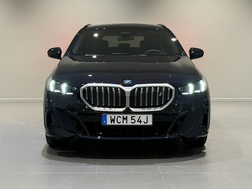 Bild 2 av BMW i5 xDrive40 Touring M Sport LAGERKAMPANJ Drag AdptFartH