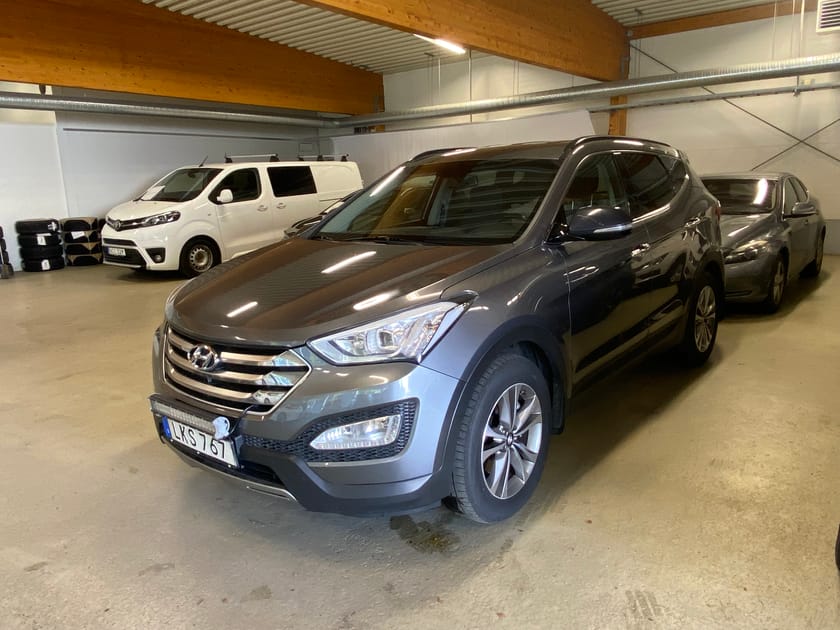 Bild 1 av Hyundai Santa Fe 2,2 4WD Business Comfort Ledramp Dragkrok Motorvärmare Vinterhjul