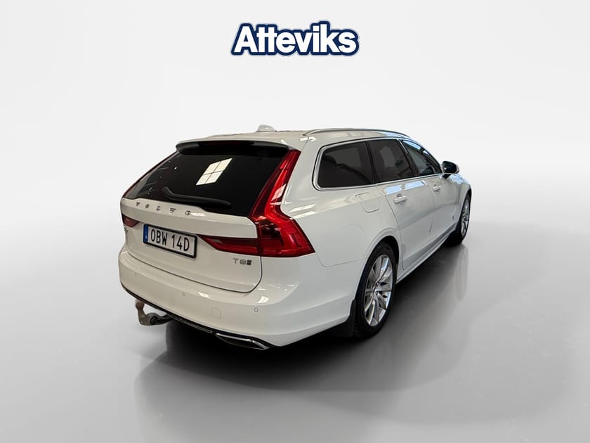 Bild 3 av Volvo V90 T8 AWD Hybrid *Drag/Navigator/Backkamera*