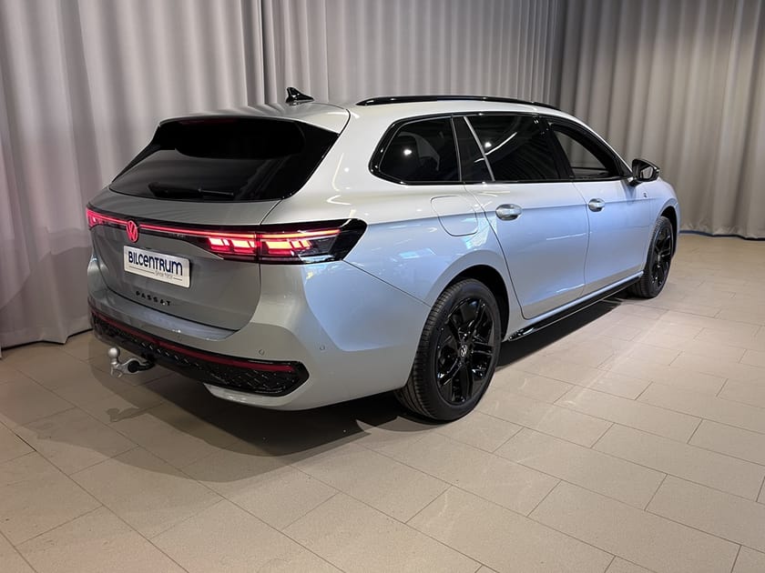 Bild 5 av Volkswagen Passat Variant eHybrid SWE Edition 272hk DSG R-LINE