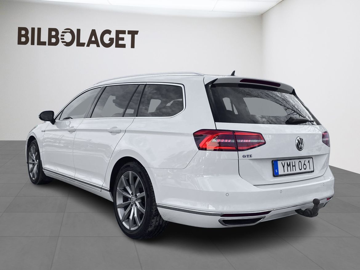 Volkswagen Passat 2018 - miniatyr 3