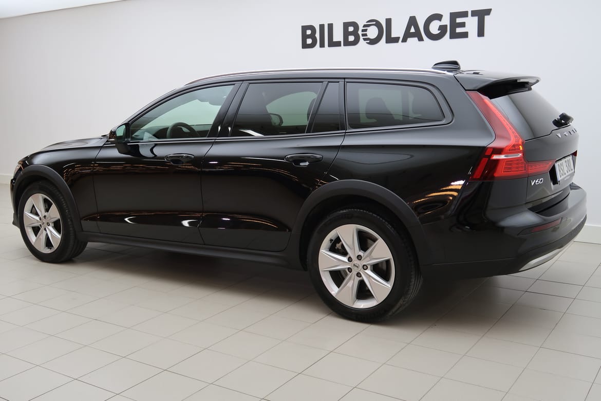 Volvo V60 2024 - miniatyr 2