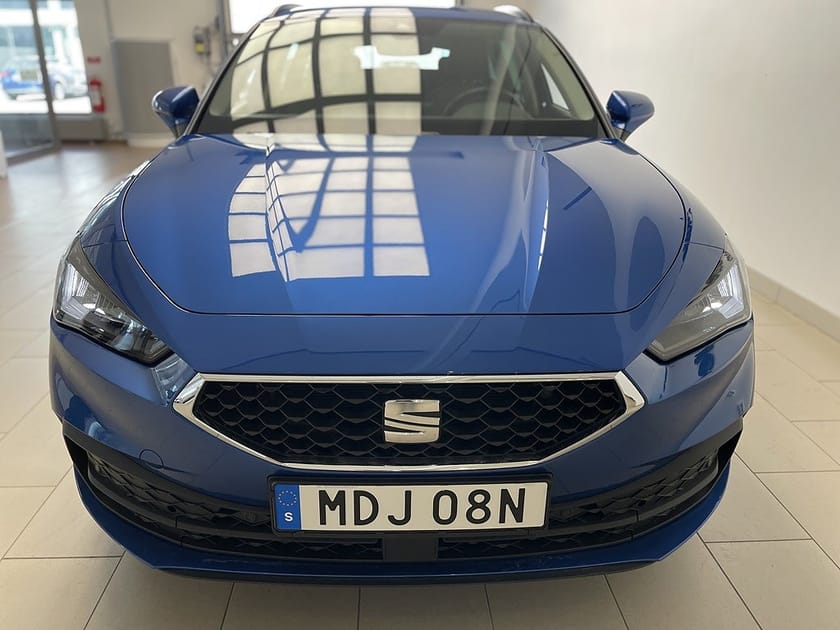 Bild 2 av SEAT Leon Sportstourer 1.5 eTSI 150HK|Drag|P-värm|B-kamera