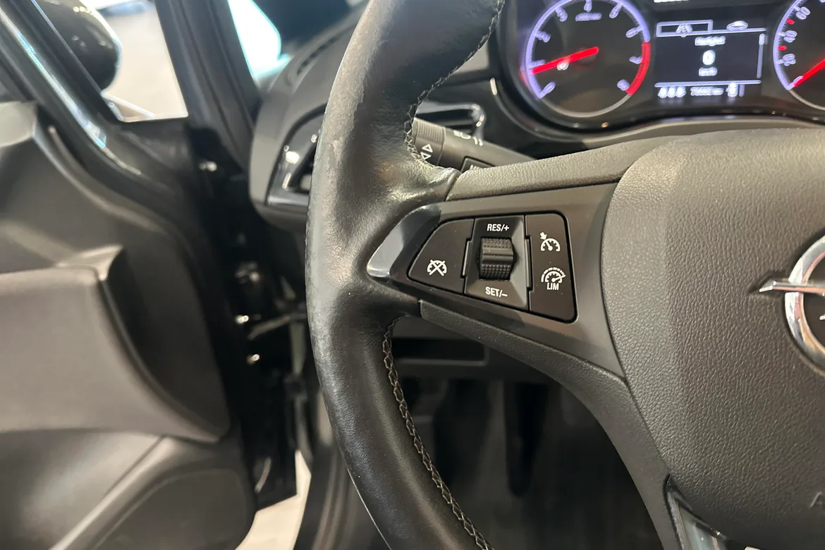 picture of a car