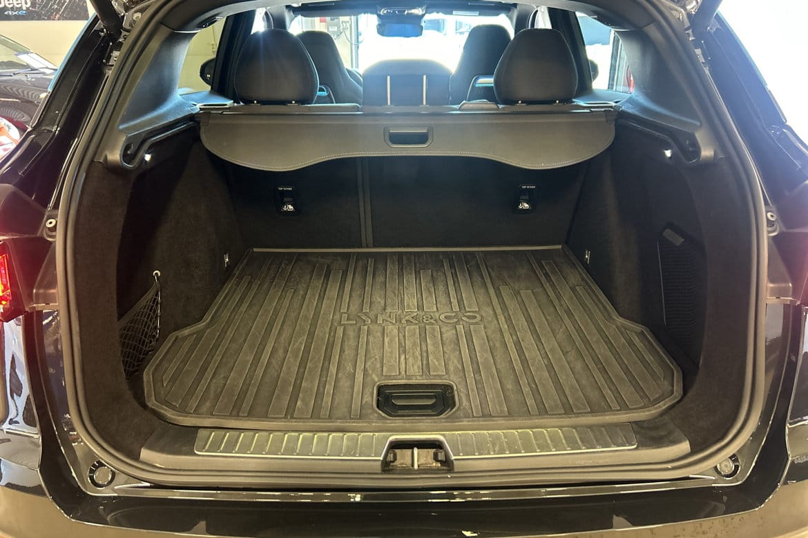 Lynk & Co 01 PHEV