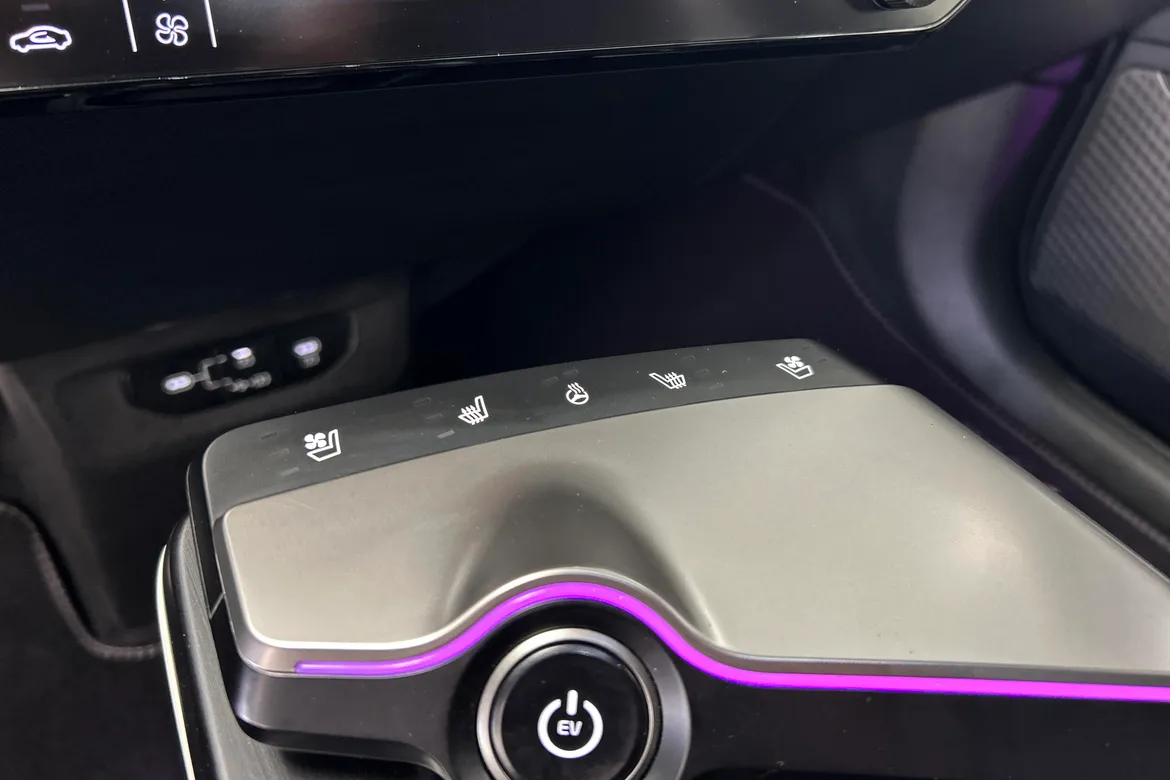 picture of a car