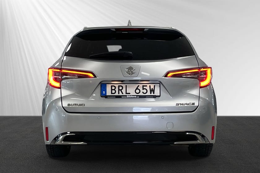 Bild 2 av Suzuki Swace Hybrid 140HK INCLUSIVE