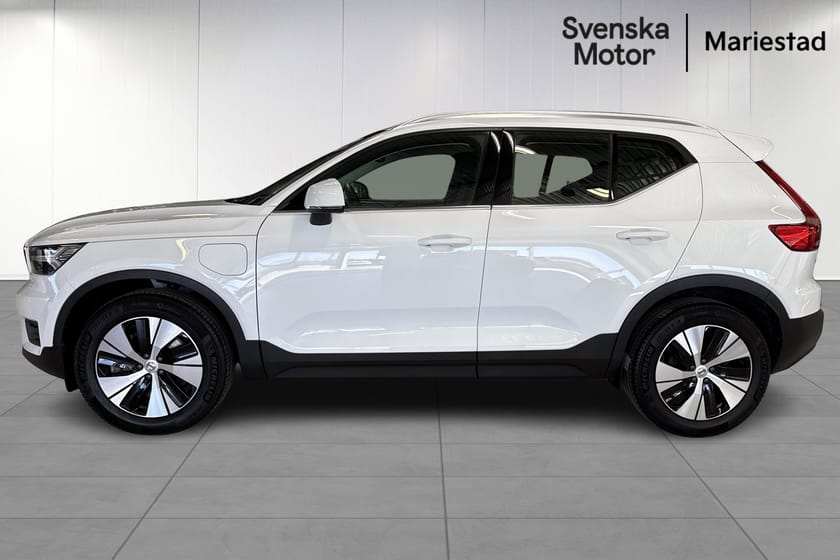 Bild 3 av Volvo XC40 Recharge T4 Incription Exp. Drag / VOC / Sätesvärme fram&bak