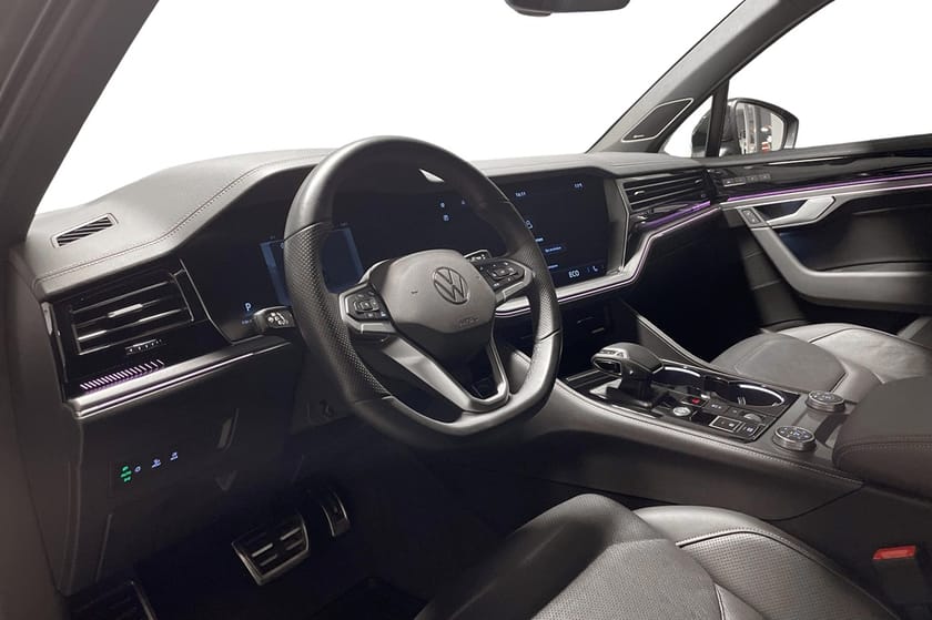 Bild 4 av Volkswagen Touareg R-Line Tdi 4-Motion / Luftfjädring / Panorama