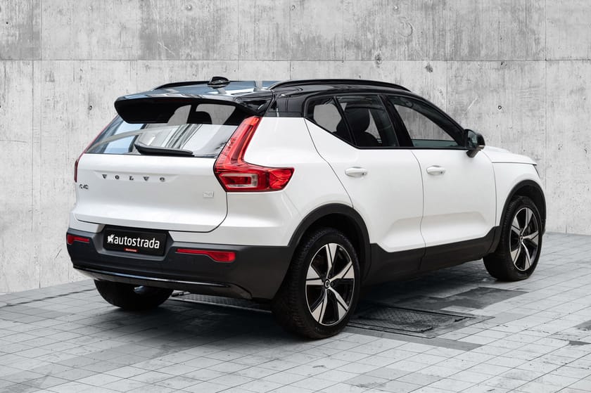Bilde 5 av Volvo XC40 Recharge Twin motor Plus, 408 Hk, H.Feste, Metallic, Navi, Kamera, mm