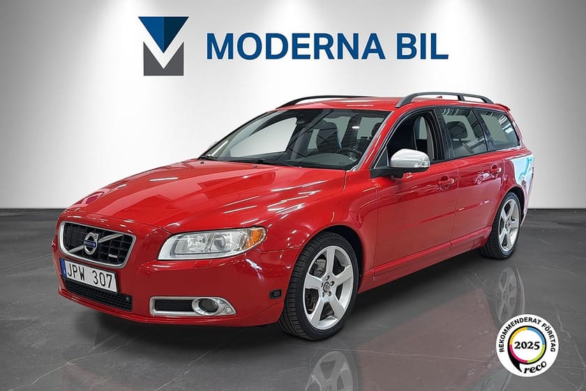 Bild 1 av Volvo V70 2.5FT R-Design 231hk Drag M-värm Adaptiv BLIS Skinn
