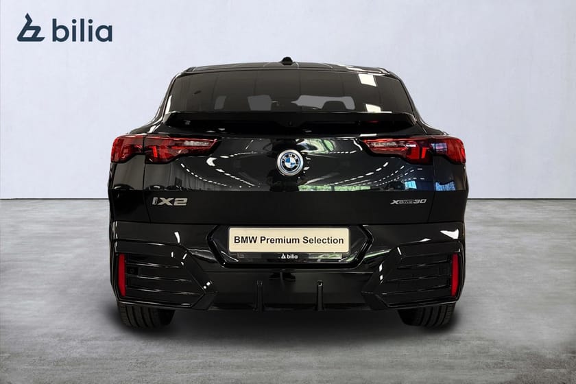 Bild 5 av BMW iX2 xDrive30 xDrive 30 M-sport | Drag | Aktiv farth. | Rattvärme