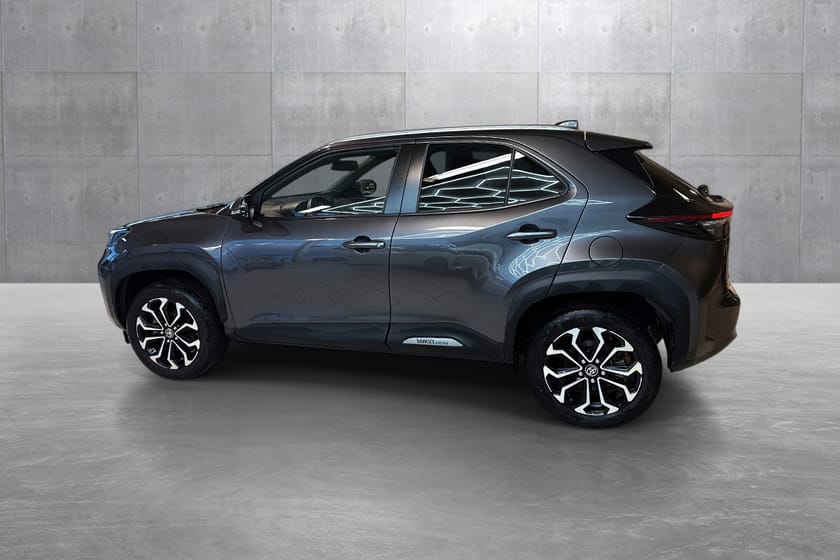 Bilde 2 av Toyota Yaris Cross Hybrid AWD-i Hybrid, AWD, Pen Bil