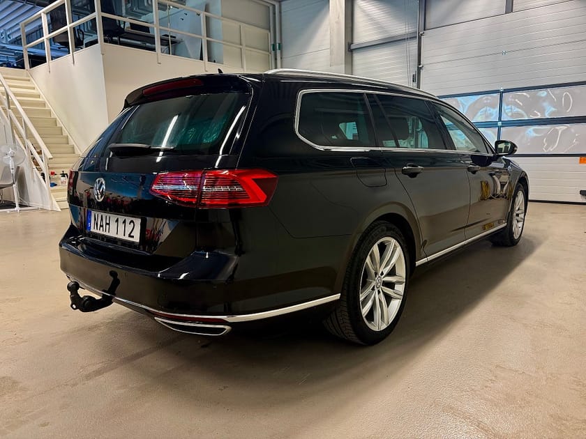 Bild 3 av Volkswagen Passat Variant GTE 1.4 TSI 218 Executive Business / Drag