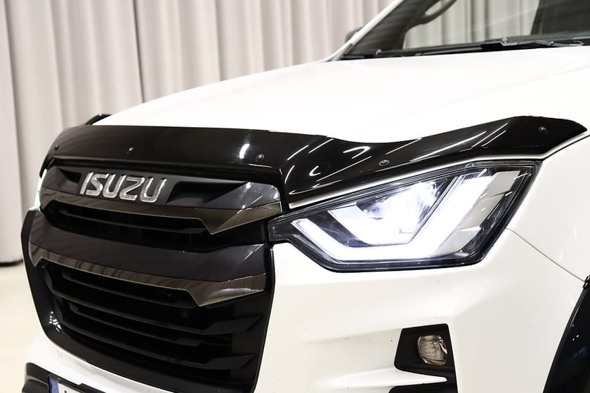 Bild 3 av Isuzu D-Max Crew Cab 163HK Automat|Rolltop||Flakbåge|SeUtrustning!