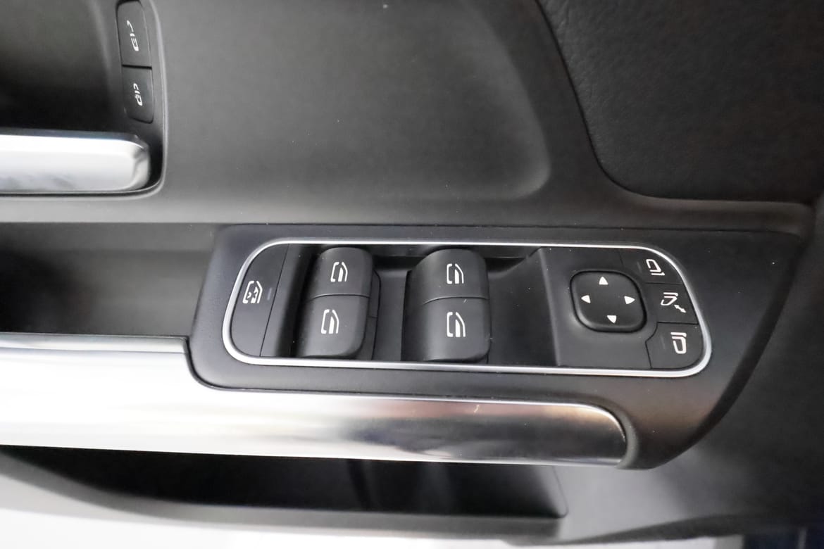 Mercedes-Benz EQA 2022 - miniatyr 15