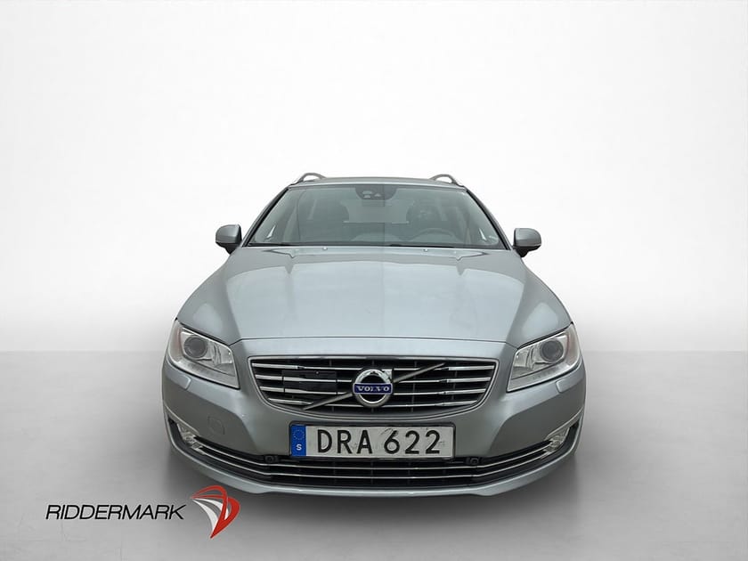 Bild 2 av Volvo V70 D5 AWD Summum Taklucka Adpt-fart BLIS Drag 1 Bruk