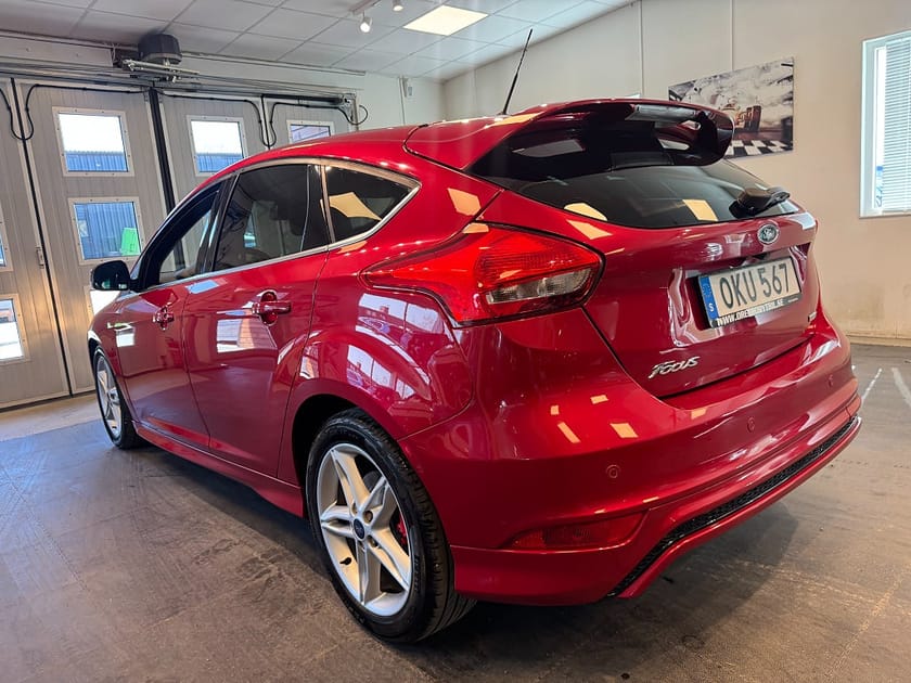 Bild 3 av Ford Focus 1.5 EcoBoost Aut Titanium Drag M-Värmare B-kamera 150hk