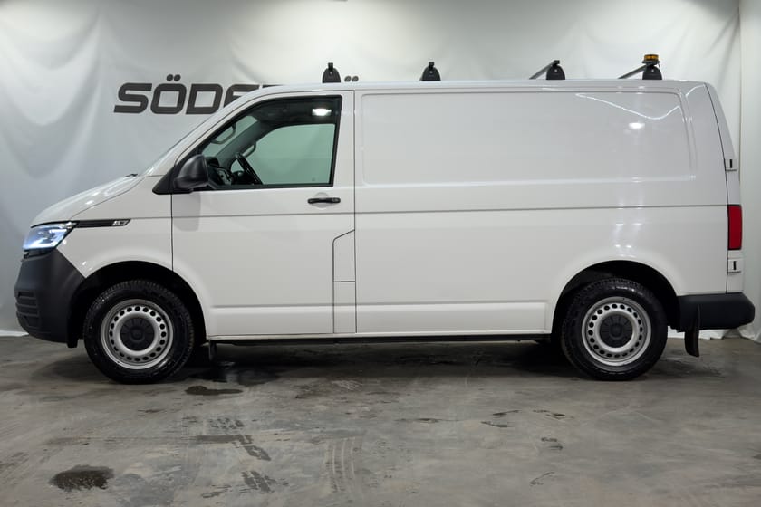 Bild 3 av Volkswagen Transporter T30 2.0 TDI KAMERA DRAG VÄRMARE VERKSTADSINREDD MOMSBIL