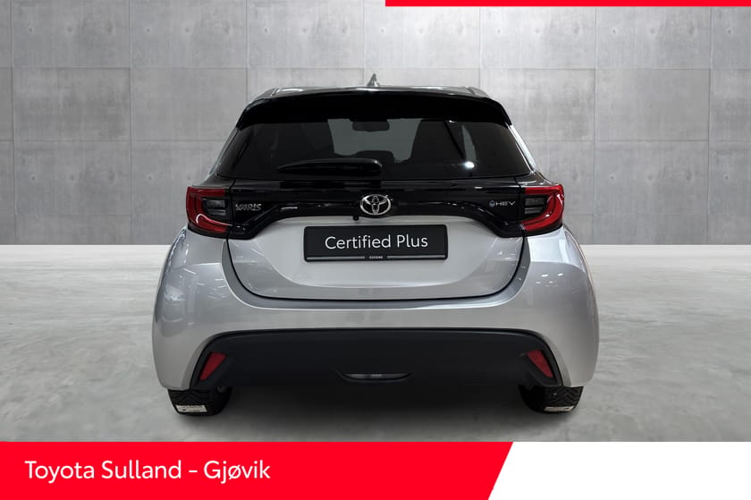 Bilde 4 av Toyota Yaris Hybrid 115 Active Tech / Kampanjerente 5,90% / Oppvarmet ratt