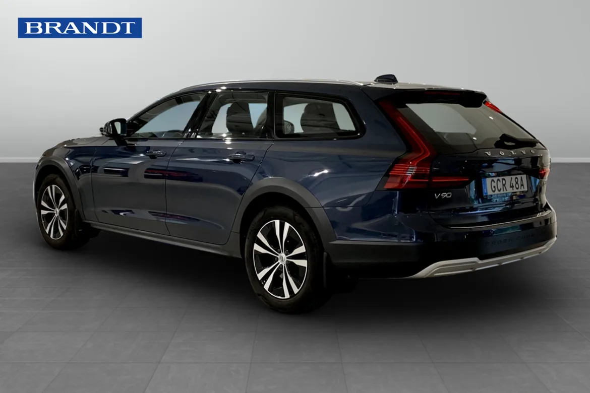 Volvo V90 Cross Country