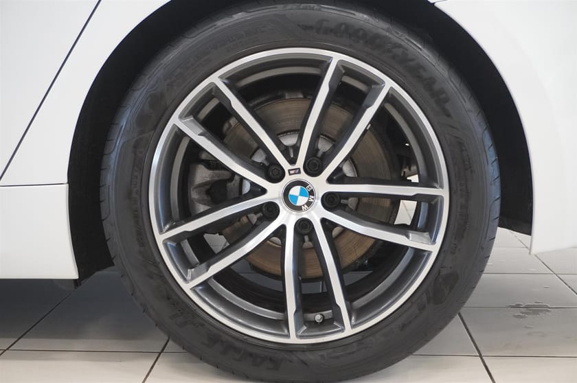 Bild 5 av BMW 520d xDrive Touring M-Sport HiFi Drag 190hk