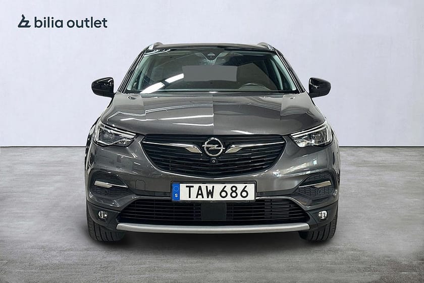 Bild 3 av Opel Grandland Hybrid4 300 Ultimate 300hk Navi Drag Backkamera