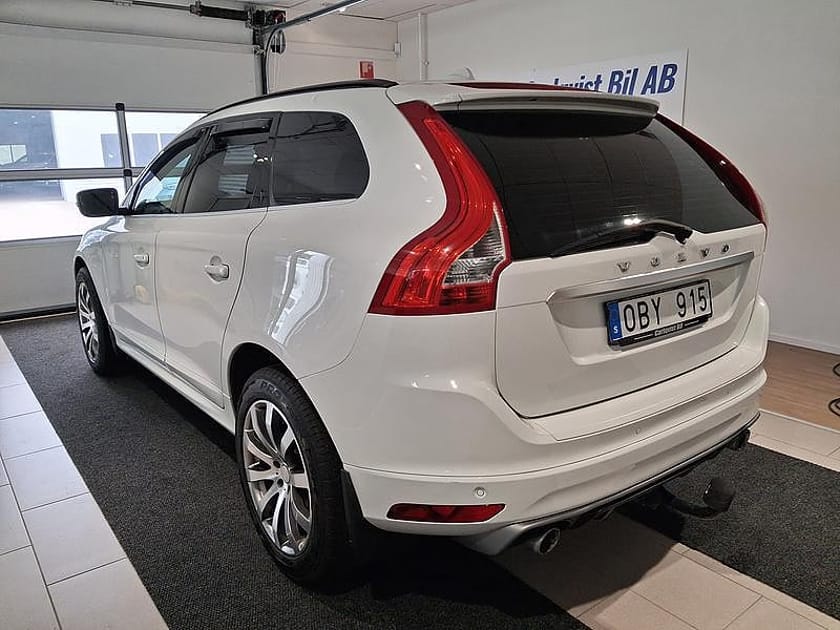 Bild 3 av Volvo XC60 D4 R-Design 163HK Panorama