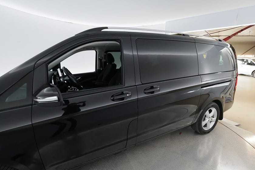 Bild 2 av Mercedes-Benz V 220d 3.1t 6-sits B-kamera Dragkrok Värmare Vinterhjul