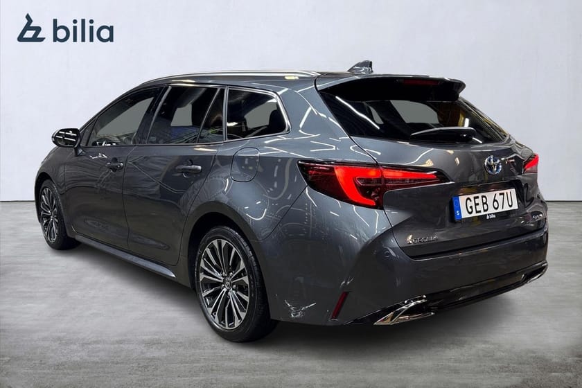 Bild 2 av Toyota Corolla Touring Sports Hybrid 1,8 Style Appstyrd Värmare MOMS