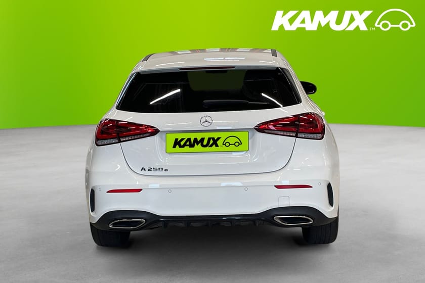 Bild 5 av Mercedes-Benz A 250 e 8G-DCT  AMG Wide Kamera Night Moms