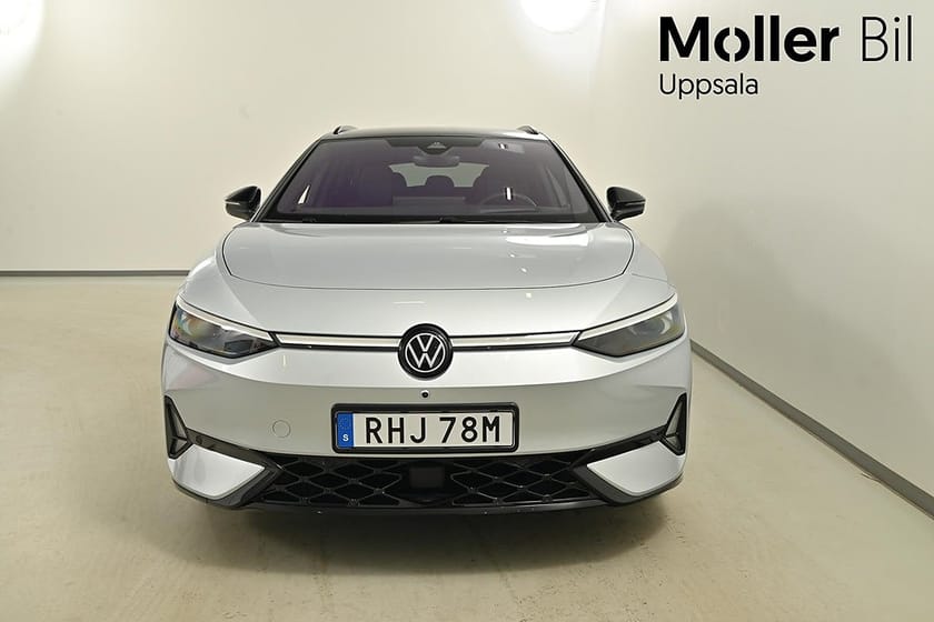 Bild 2 av Volkswagen ID.7 GTX Tourer Edition 340hk, Drag, H&K, 360