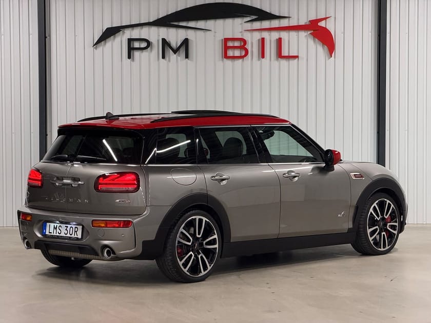 Bild 3 av MINI John Cooper Works ALL4 Clubman Panorama Skinn Navi H&K S&V-Hjul HUD 306hk