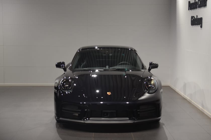 Bild 3 av Porsche 911 Carrera 992.2 / Aerokit