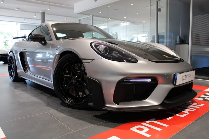Bild 1 av Porsche 718 CAYMAN GT4 RS