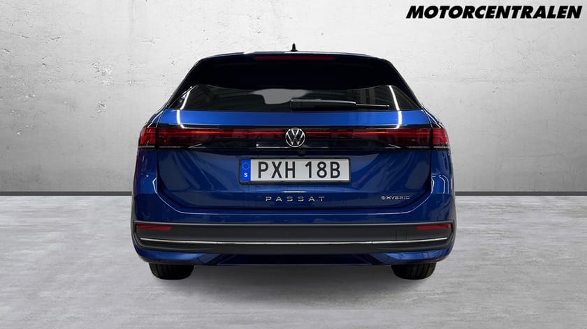 Bild 3 av Volkswagen Passat Variant eHybrid BUSINESS 1.5TSI, 204HK Värmare/Drag/Backkamera