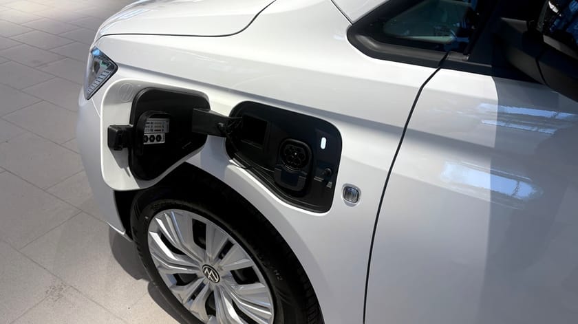 Bild 3 av Volkswagen Caddy Cargo Maxi eHybrid 1,5 Lagerbil