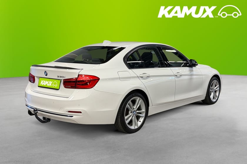 Bild 4 av BMW 330i Sedan Sport Line Steptronic 252hk Drag