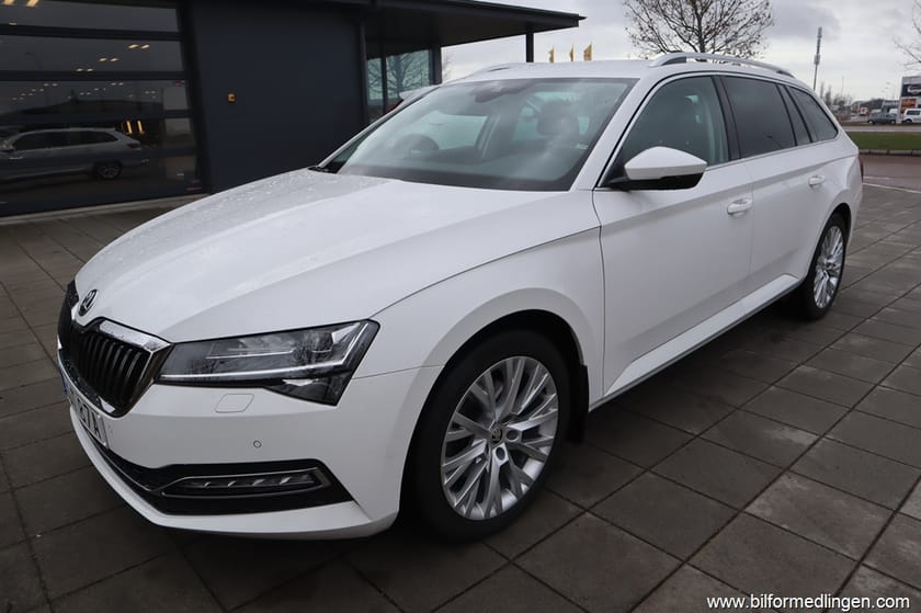 Bild 2 av Škoda Superb Kombi COMBI 2.0 TDI AdBlue 4x4 190hk Dragkrok Rattvärme 1 ägare