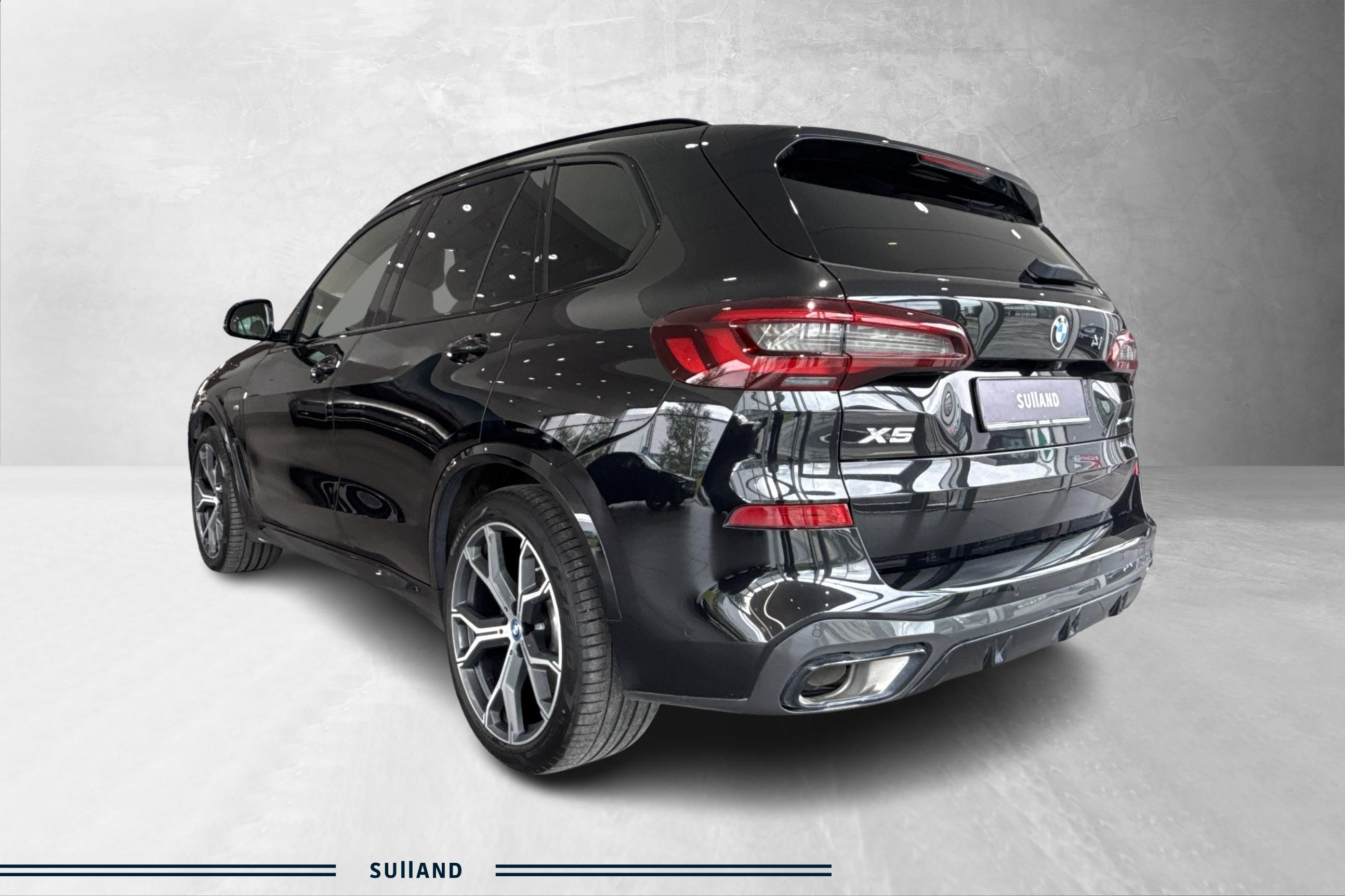 Thumnail bilde 2 av BMW X5 xDrive45e iPerformance